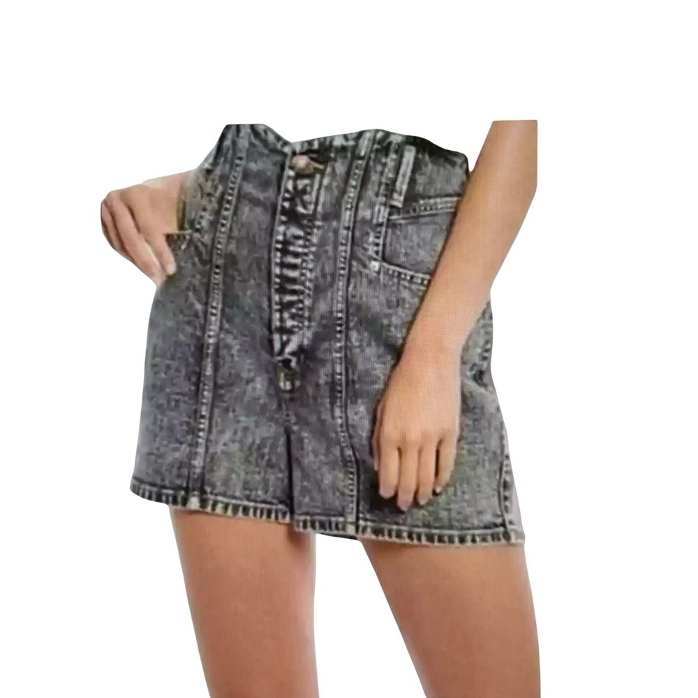 Happy x Nature Ultra High Rise Seamed Denim Shorts Black Acid Wash Size 28‎